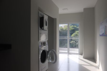 Studio à venda com 21m², 1 quarto e sem vagaÁrea comum - Lavanderia Coletiva
