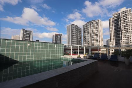 Studio à venda com 21m², 1 quarto e sem vagaÁrea comum - Piscina