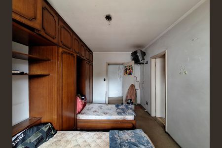 Casa à venda com 348m², 4 quartos e 6 vagas Casa à venda com 348m², 4 quartos e 6 vagasQuarto 1