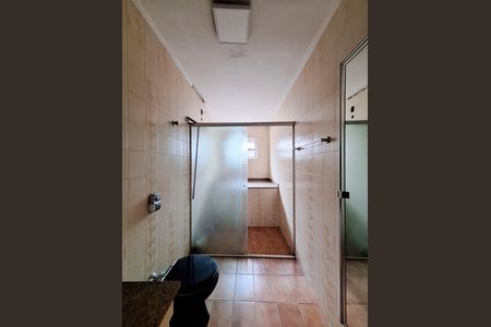 Casa à venda com 348m², 4 quartos e 6 vagas Casa à venda com 348m², 4 quartos e 6 vagasBanheiro Quarto 3