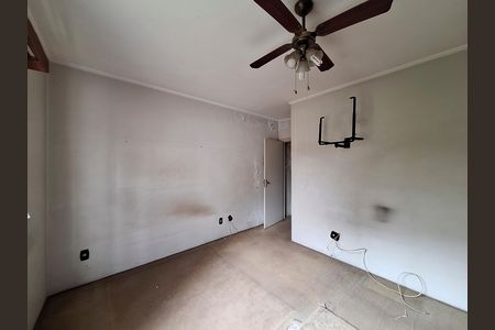 Casa à venda com 348m², 4 quartos e 6 vagas Casa à venda com 348m², 4 quartos e 6 vagasQuarto 4