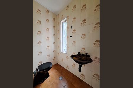 Casa à venda com 348m², 4 quartos e 6 vagas Casa à venda com 348m², 4 quartos e 6 vagasLavabo