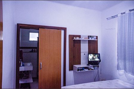 Casa à venda com 450m², 2 quartos e 4 vagas