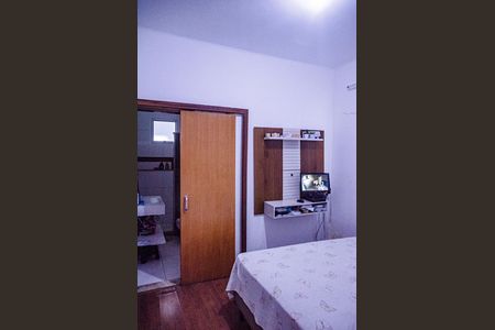 Casa à venda com 450m², 2 quartos e 4 vagas