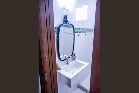 Casa à venda com 450m², 2 quartos e 4 vagas