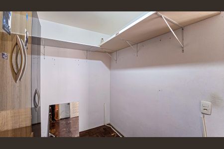 Apartamento à venda com 75m², 2 quartos e 1 vaga Apartamento à venda com 75m², 2 quartos e 1 vagaQuarto de Serviço