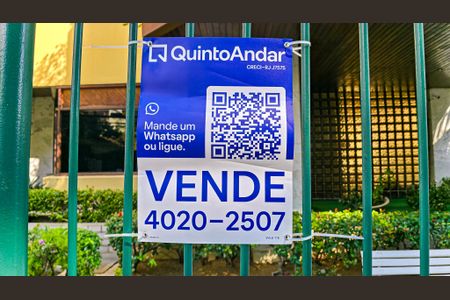 Apartamento à venda com 75m², 2 quartos e 1 vaga Apartamento à venda com 75m², 2 quartos e 1 vagaFachado do condomínio com placa
