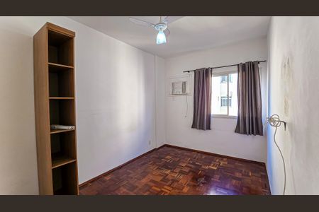 Apartamento à venda com 75m², 2 quartos e 1 vaga Apartamento à venda com 75m², 2 quartos e 1 vagaQuarto