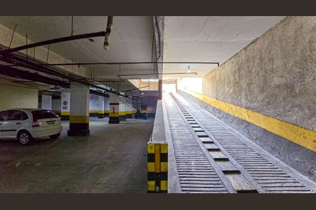 Apartamento à venda com 75m², 2 quartos e 1 vaga Apartamento à venda com 75m², 2 quartos e 1 vagaGaragem