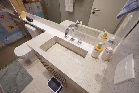 Apartamento à venda com 110m², 2 quartos e 2 vagasBanheiro