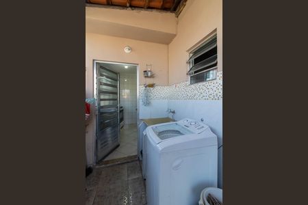 Area de Serviço  de casa à venda com 3 quartos, 113m² em Vila Fiuza, Guarulhos