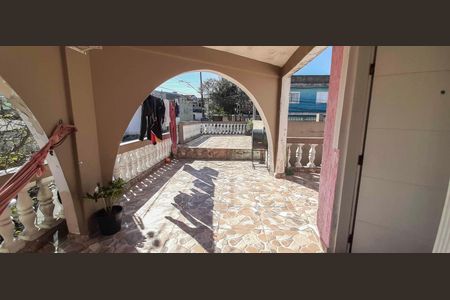 Casa para alugar com 75m², 2 quartos e 1 vagaQuintal