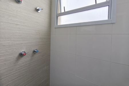 Banheiro Suíte de apartamento à venda com 2 quartos, 64m² em Parque Prado, Campinas