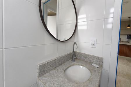 Apartamento à venda com 64m², 2 quartos e 1 vagaBanheiro Social