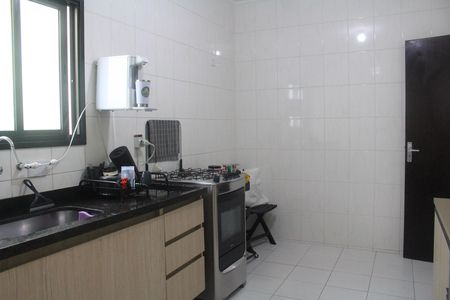 Apartamento à venda com 81m², 2 quartos e 2 vagasCozinha