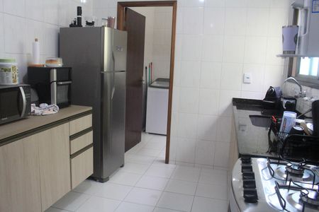 Apartamento à venda com 81m², 2 quartos e 2 vagasCozinha