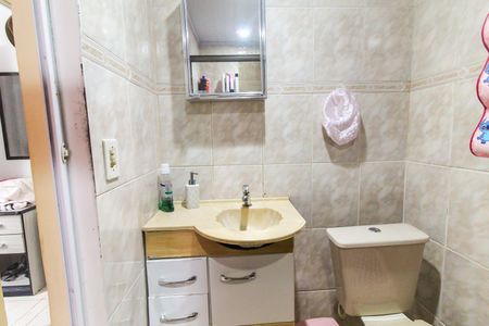 Apartamento à venda com 64m², 3 quartos e 1 vaga Apartamento à venda com 64m², 3 quartos e 1 vagaBanheiro