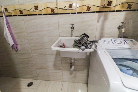Apartamento à venda com 64m², 3 quartos e 1 vaga Apartamento à venda com 64m², 3 quartos e 1 vagaCozinha e Área de Serviço
