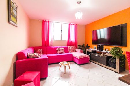 Sala de apartamento à venda com 3 quartos, 64m² em Cidade Antônio Estêvão de Carvalho, São Paulo
