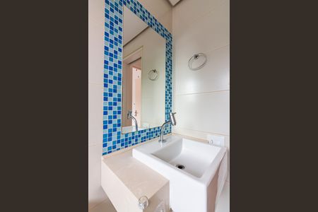 Apartamento para alugar com 48m², 2 quartos e 1 vaga Apartamento para alugar com 48m², 2 quartos e 1 vagaBanheiro