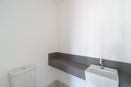 Apartamento à venda com 141m², 3 quartos e 2 vagas Apartamento à venda com 141m², 3 quartos e 2 vagasLavabo