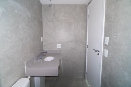 Apartamento à venda com 141m², 3 quartos e 2 vagas Apartamento à venda com 141m², 3 quartos e 2 vagasBanheiro da Suíte 3