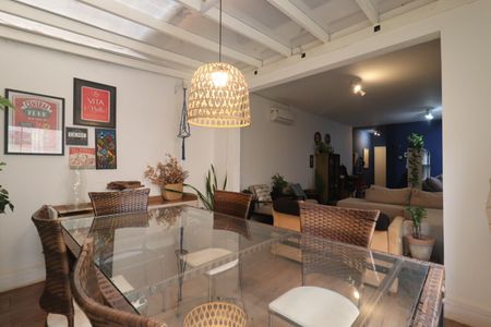 Apartamento para alugar com 95m², 3 quartos e 1 vaga Apartamento para alugar com 95m², 3 quartos e 1 vagaSala