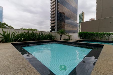 Apartamento para alugar com 34m², 1 quarto e 1 vaga Apartamento para alugar com 34m², 1 quarto e 1 vagaPiscina