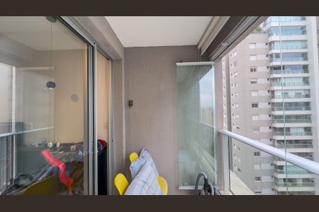 sacada de apartamento para alugar com 1 quarto, 34m² em Brooklin, São Paulo