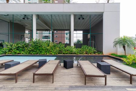 Apartamento para alugar com 34m², 1 quarto e 1 vaga Apartamento para alugar com 34m², 1 quarto e 1 vagaPiscina