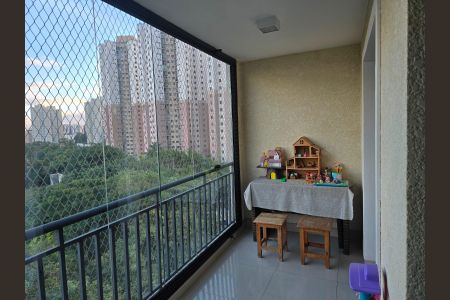 Varanda de apartamento à venda com 3 quartos, 79m² em Chácara Agrindus, Taboão da Serra