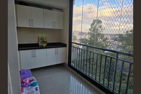 Apartamento à venda com 79m², 3 quartos e 2 vagas Apartamento à venda com 79m², 3 quartos e 2 vagasVaranda