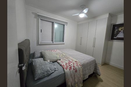 Quarto de apartamento à venda com 3 quartos, 79m² em Chácara Agrindus, Taboão da Serra