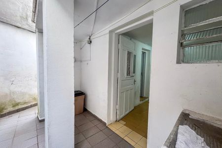 Casa para alugar com 100m², 1 quarto e sem vagaÁrea de Serviço