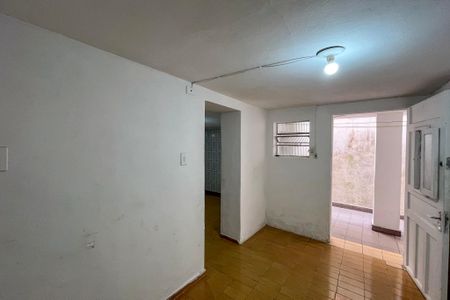Cozinha de casa para alugar com 1 quarto, 100m² em Vila Moraes, São Paulo