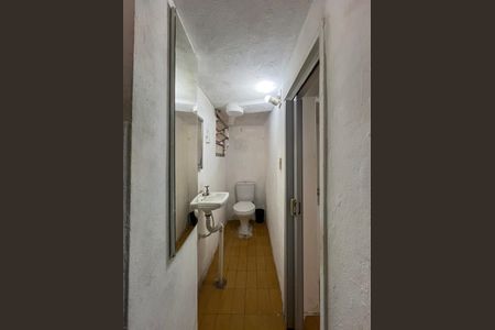 Banheiro de casa para alugar com 1 quarto, 100m² em Vila Moraes, São Paulo