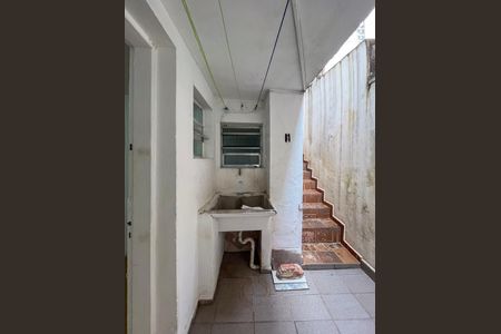 Casa para alugar com 100m², 1 quarto e sem vagaÁrea de Serviço