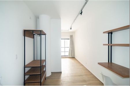 Studio para alugar com 28m², 1 quarto e sem vaga Studio para alugar com 28m², 1 quarto e sem vagaFoto 06