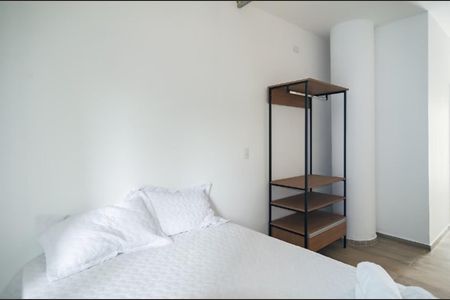 Studio para alugar com 28m², 1 quarto e sem vaga Studio para alugar com 28m², 1 quarto e sem vagaFoto 05
