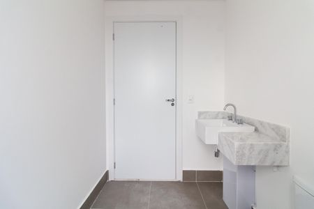 Apartamento à venda com 87m², 2 quartos e 1 vagaBanheiro da Suíte