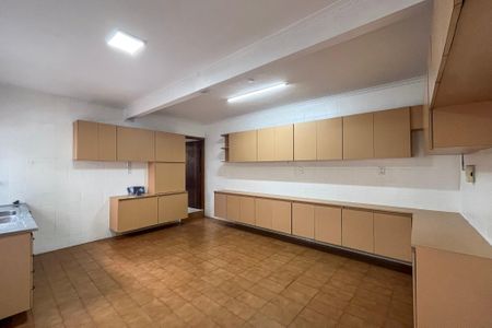Casa para alugar com 210m², 1 quarto e sem vaga Casa para alugar com 210m², 1 quarto e sem vagaCozinha