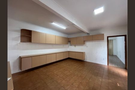 Casa para alugar com 210m², 1 quarto e sem vaga Casa para alugar com 210m², 1 quarto e sem vagaCozinha