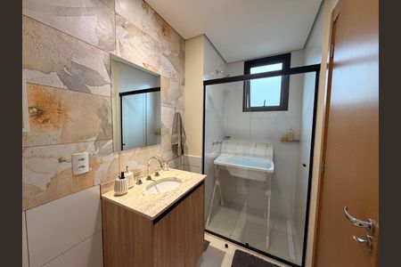 Apartamento à venda com 105m², 3 quartos e 2 vagasBanheiro da Suíte