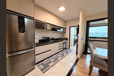 Apartamento à venda com 105m², 3 quartos e 2 vagasCozinha