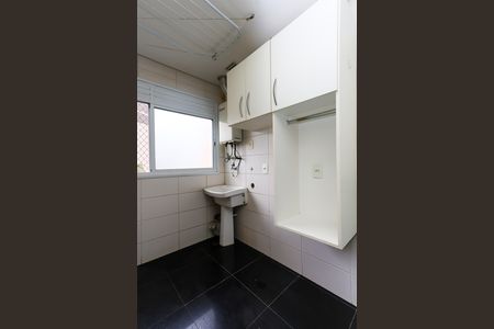 Apartamento à venda com 163m², 3 quartos e 3 vagas Apartamento à venda com 163m², 3 quartos e 3 vagasÁrea de Serviço