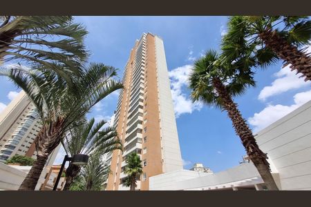 Apartamento à venda com 163m², 3 quartos e 3 vagas Apartamento à venda com 163m², 3 quartos e 3 vagasFachada