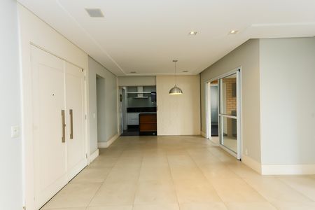 Apartamento à venda com 163m², 3 quartos e 3 vagas Apartamento à venda com 163m², 3 quartos e 3 vagasSala