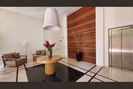 Apartamento à venda com 163m², 3 quartos e 3 vagas Apartamento à venda com 163m², 3 quartos e 3 vagasHall social
