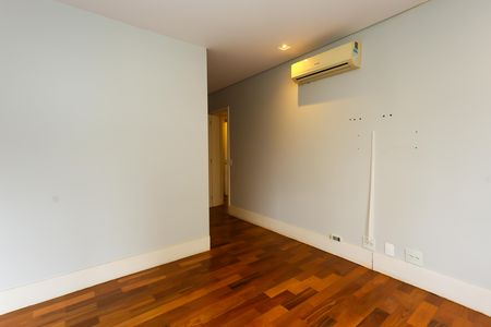 Apartamento à venda com 163m², 3 quartos e 3 vagas Apartamento à venda com 163m², 3 quartos e 3 vagassuíte 3