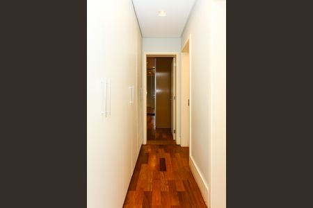 Apartamento à venda com 163m², 3 quartos e 3 vagas Apartamento à venda com 163m², 3 quartos e 3 vagascorredor